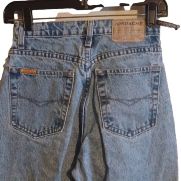 Vintage/ retro Jordache jeans. 25 inch waist, super high rise. Fantastic! - Picture 4 of 12
